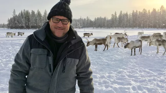 © Step by Step DES TRAINS PAS COMME LES AUTRES