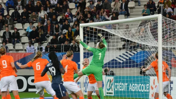 © CITIZENSIDE/BANGALY TOURE FOOTBALL FEMININ