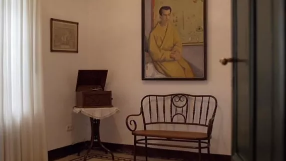 © A Prime Group UNE MAISON UN ARTISTE