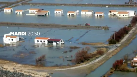 © Elle est pas belle la vie ! Sale temps pour la planète - Ile de Ré, Noirmoutier protégées à tout prix