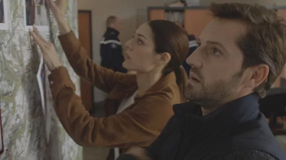 MEURTRES EN AUVERGNE