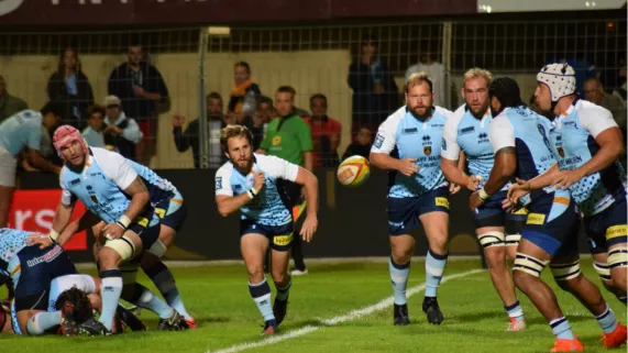 l'équipe de l'usap en pleine action ©@zebulon. 