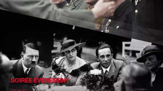 © Akg images JEUNESSE HITLERIENNES