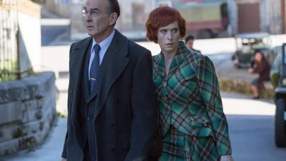 UN VILLAGE FRANÇAIS UN VILLAGE FRANÇAIS