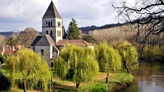 Saint-Léon-sur-Vézère