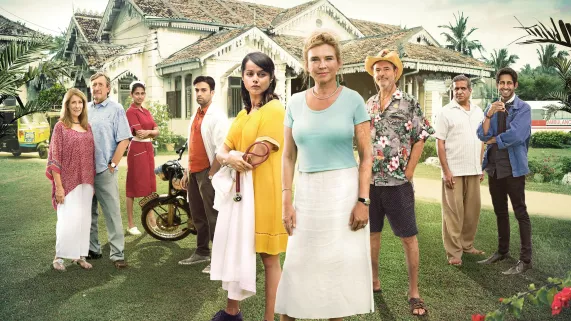 ©Endemol Shine GOOD KARMA HOSPITAL S01