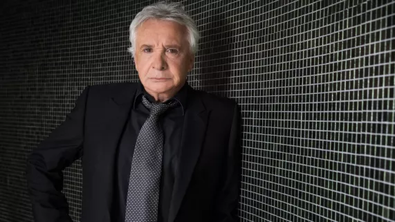 SARDOU, LE FILM DE SA VIE SARDOU, LE FILM DE SA VIE
