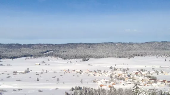 En plein cœur des montagnes du Jura En plein cœur des montagnes du Jura
