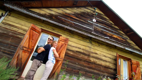 DE L'OR SOUS LA TOLE - NOUVEAUTE SUR REUNION 1ERE TV DE L'OR SOUS LA TOLE - NOUVEAUTE SUR REUNION 1ERE TV