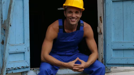 DE L'OR SOUS LA TOLE - NOUVEAUTE SUR REUNION 1ERE TV DE L'OR SOUS LA TOLE - NOUVEAUTE SUR REUNION 1ERE TV