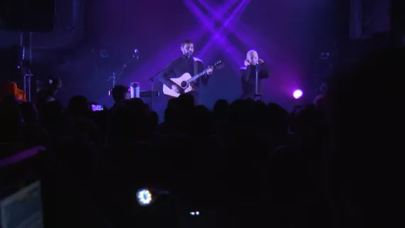 MADAME MONSIEUR MADAME MONSIEUR