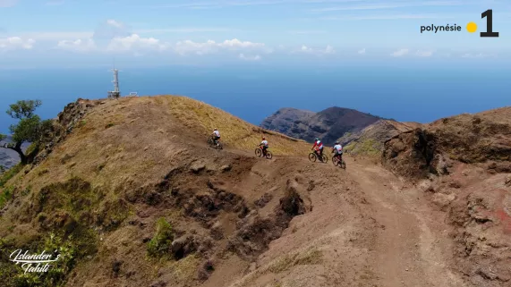Islander's Tahiti ép 20 @islanderstahiti Islander's Tahiti ép 20