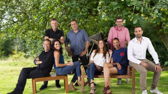 LES NOUVEAUX NOMADES