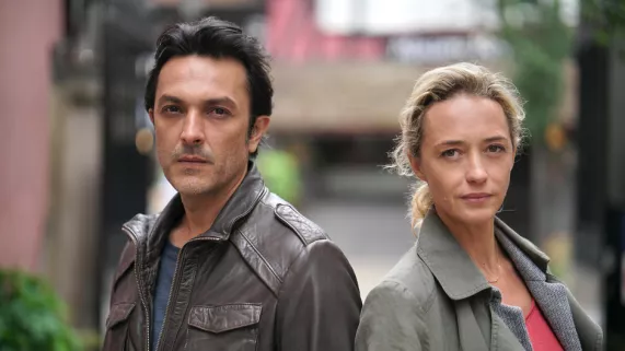 MEURTRES À STRASBOURG MEURTRES À STRASBOURG