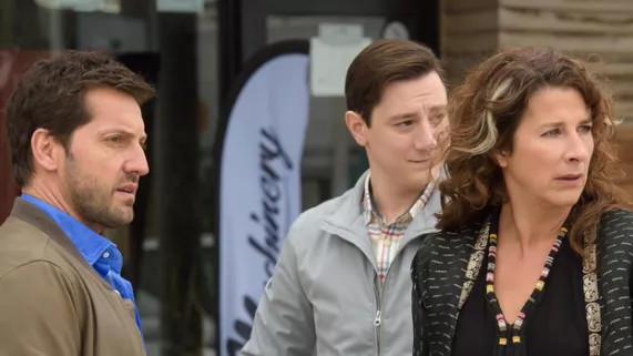 CRIMES PARFAITS : UN BON CHANTEUR EST UN CHANTEUR MORT CRIMES PARFAITS : UN BON CHANTEUR EST UN CHANTEUR MORT