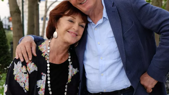 © TF1 AUDIOVISUEL UNE FAMILLE FORMIDABLE - SAISON 14