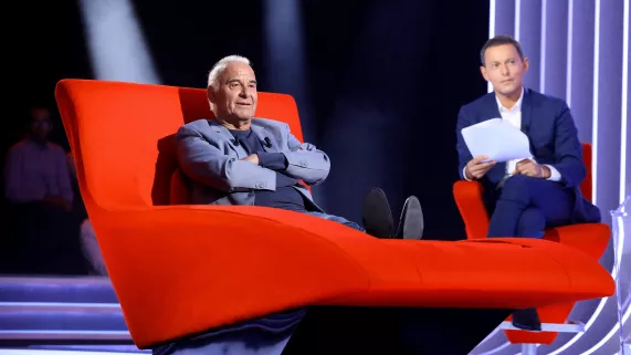 Le divan de Marc-Olivier Fogiel