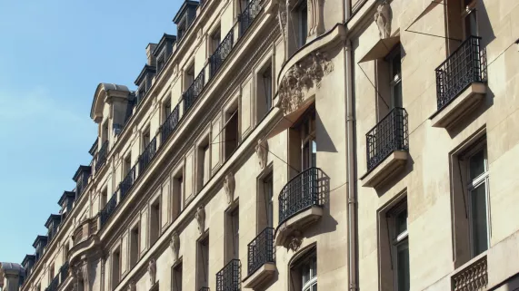 Le doc du dimanche : Immobilier : Paris flambe-t'il ?