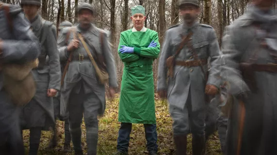 Le légiste des poilus - crédit Ego Production Le légiste des poilus - crédit Ego Production
