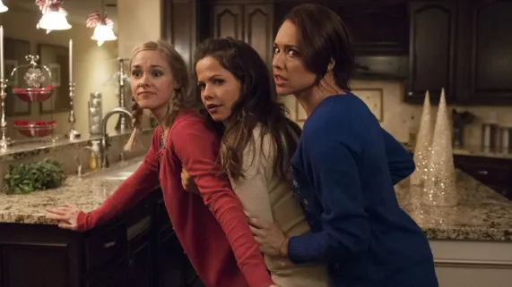 ASSOCIÉES CONTRE SON EX ASSOCIÉES CONTRE SON EX