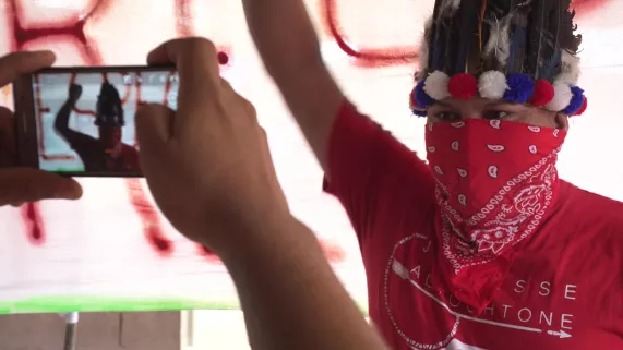 (c)DLMG production LES CAPITAINES ET LA MONTAGNE D'OR