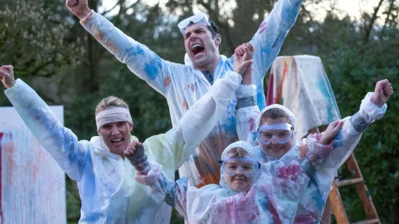 MA NOUNOU EST UN HOMME