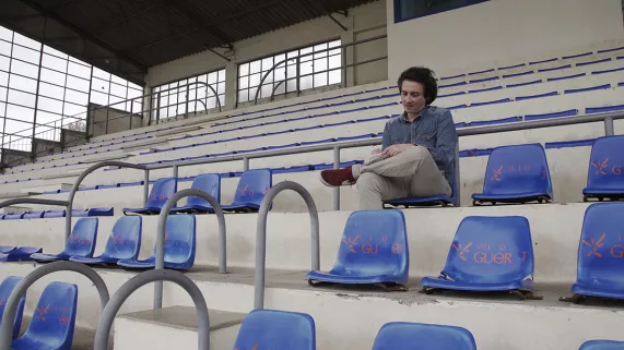 Guillaume Estivie dans les gradins du stade de Guéret