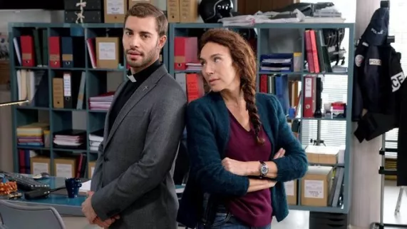 LES MYSTERES DE LA BASILIQUE LES MYSTERES DE LA BASILIQUE