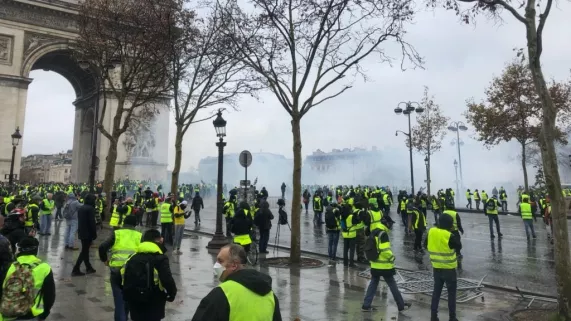 Gilets jaunes Arc de triomphe  Gilets jaunes Arc de triomphe