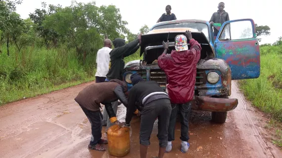 LES ROUTES DE L'IMPOSSIBLE