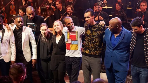 AU CLAIR DE LA LUNE  :  HIP HOP SYMPHONIQUE