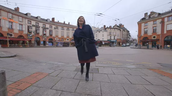Mathilde Serrell, Place Denis Dussous à Limoges