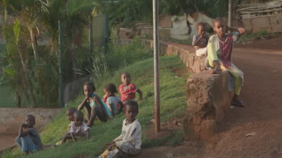 MAYOTTE, L’ENFANCE EN DANGER