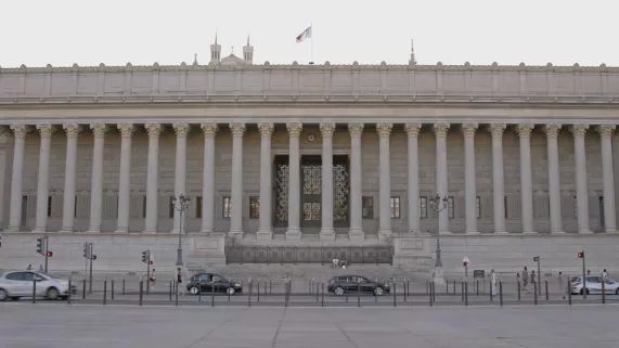 LES OUBLIÉS DE LA JUSTICE LES OUBLIÉS DE LA JUSTICE