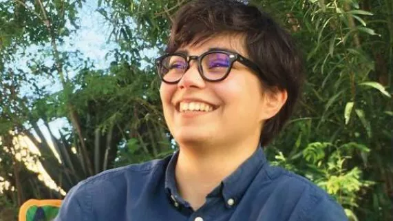 UN JOUR AVEC…MANON AMACOUTY, JEUNE RÉALISATRICE SAINT-PAULOISE