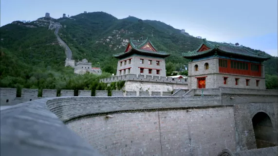 L'HISTOIRE DE LA GRANDE MURAILLE DE CHINE