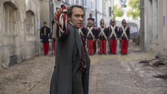 © Denis Manin / Quad Télévision / Point du jour / FTV VICTOR HUGO, ENNEMI D'ETAT