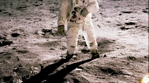 LES CONQUÉRANTS DE L'ESPACE