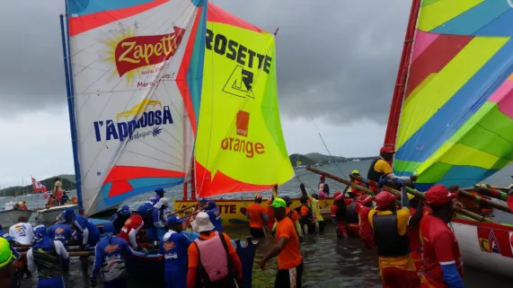 Tour de Martinique des Yoles Rondes 2019 Tour de Martinique des Yoles Rondes 2019