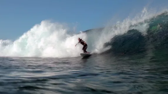 ©duol productions DLP surfeurs