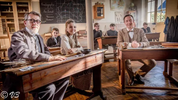 La Fabuleuse Histoire de l'école avec Jarry, Charlotte de Turckheim, Jamy Gourmaud et Angelina