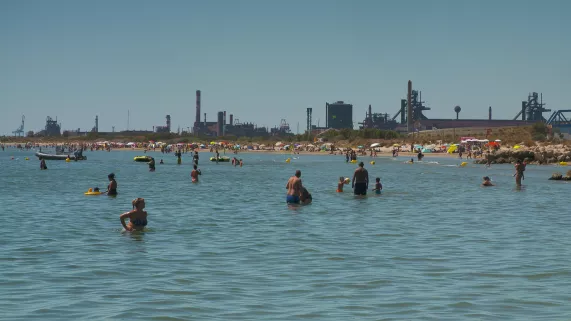 FOS-SUR-MER LES REVOLTES DE LA POLLUTION