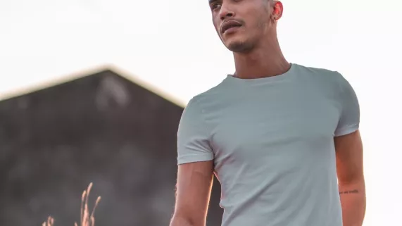 ETERNEL TOUR - MICKAËL POUVIN