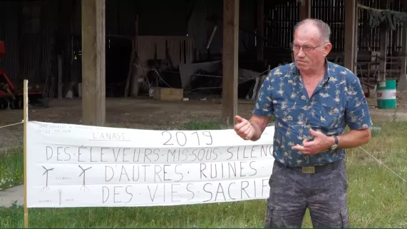 Agriculteurs sous tension Agriculteurs sous tension