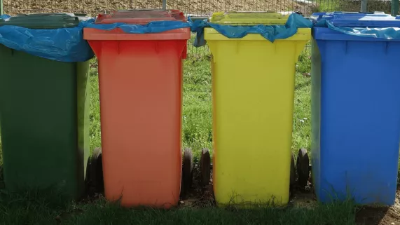 RESEAU D'ENQUETES – Zéro déchet, miracle ou mirage ? (18/03/2020) RESEAU D'ENQUETES – Zéro déchet, miracle ou mirage ? (18/03/2020)