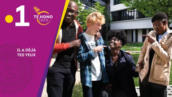 Série Il a déjà tes yeux Série Il a déjà tes yeux