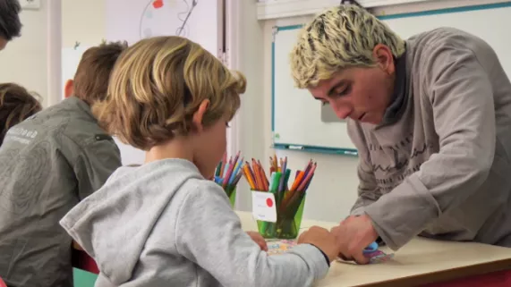 La France en vrai - Différents et alors ? 13/04/2020