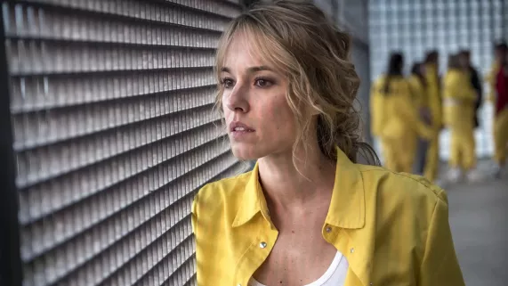 PRISE AU PIÈGE PRISE AU PIÈGE