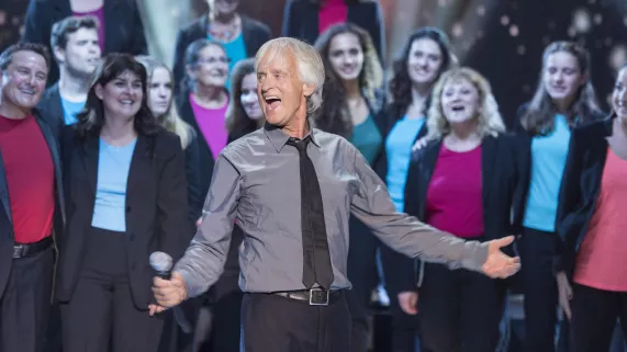 300 CHŒURS CHANTENT … LE MEILLEUR DES CHANSONS D'AMOUR