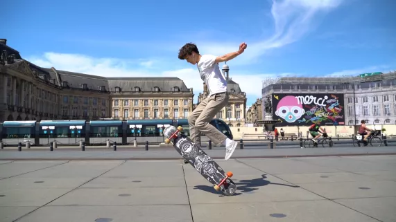 Long Board Dancing